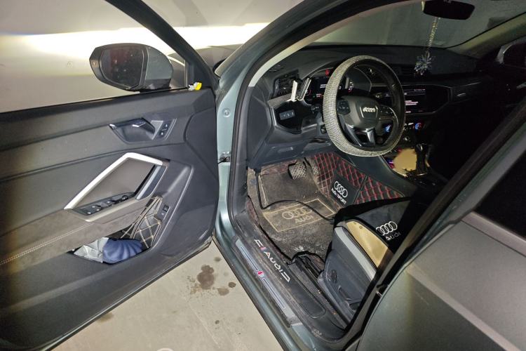 Used Audi Q3 2022 35 TFSI Fashion Dynamic Model
