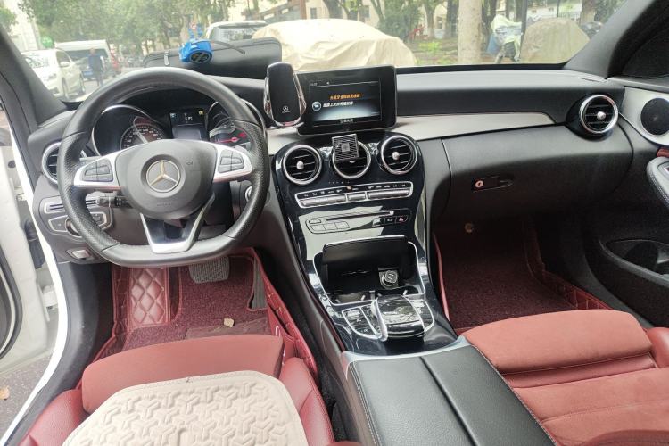 Used Mercedes-Benz C-Class 2017 C 200 Sport Edition Center Console
