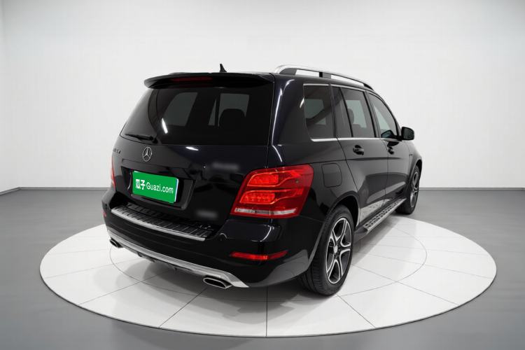 Used Mercedes-Benz GLK-Class 2015 GLK 300 4MATIC Fashion Edition Ultimate Version Exterior 5