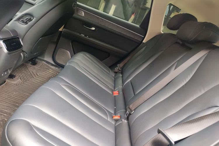 Used Hima AITO M7 2024 1.5T Rear-Drive Plus Version 5 Seats Left Rear Seat