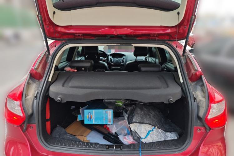 Used Ford Focus 2012 Hatchback 1.6L Manual Fashion Edition