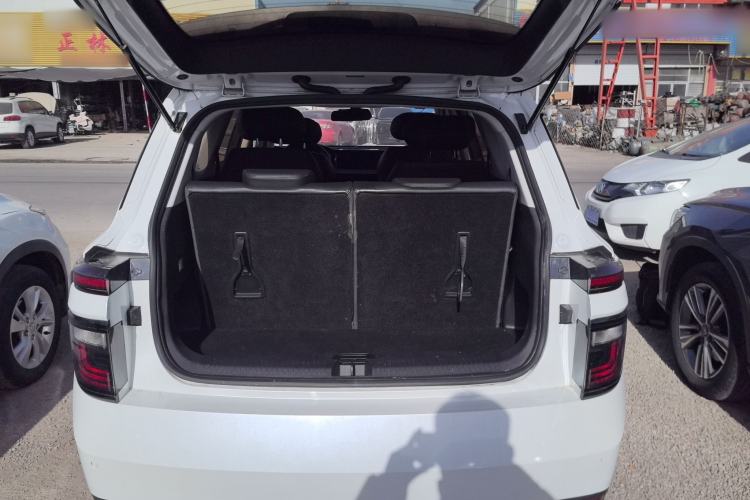 Used Baojun RM-5 2019 1.5T Manual Elite Version with 24-Hour Online Service 6 Seats