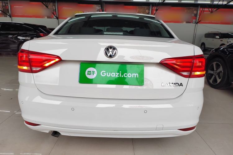 Used Volkswagen Lavida 2018 Classic 1.5L Automatic Fashion Edition China VI Standard
