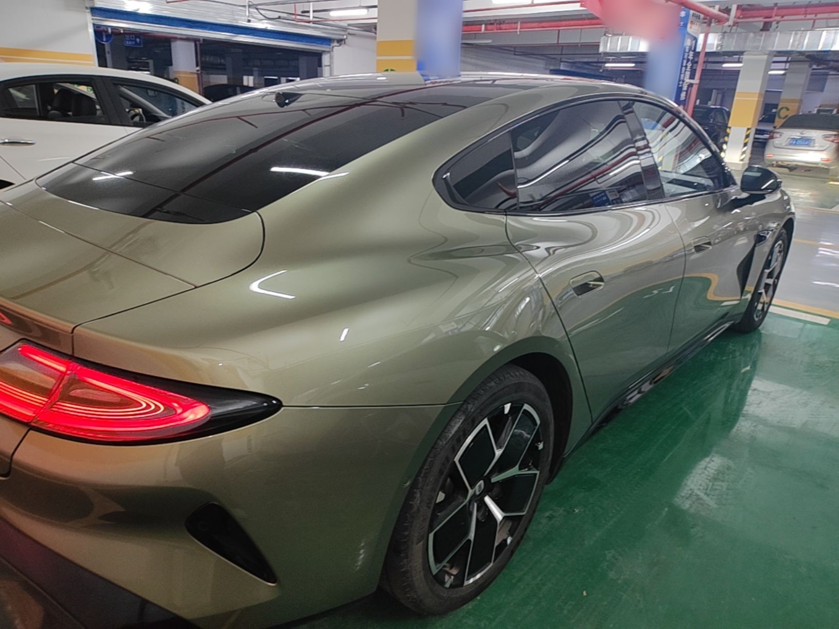 Xiaomi Auto SU7 2024 Rear-Drive Standard Founder Edition — снимка 6