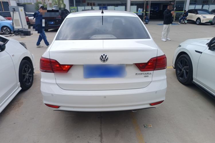 Used Volkswagen Santana 2016 1.6L Manual Comfort Edition Rear