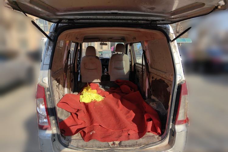 Used Wuling Rongguang 2019 1.2L S Van Standard Model with 5 Seats Trunk