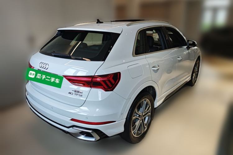 Used Audi Q3 2024 40 TFSI Fashion Dynamic Model Rear Right 45 Deg