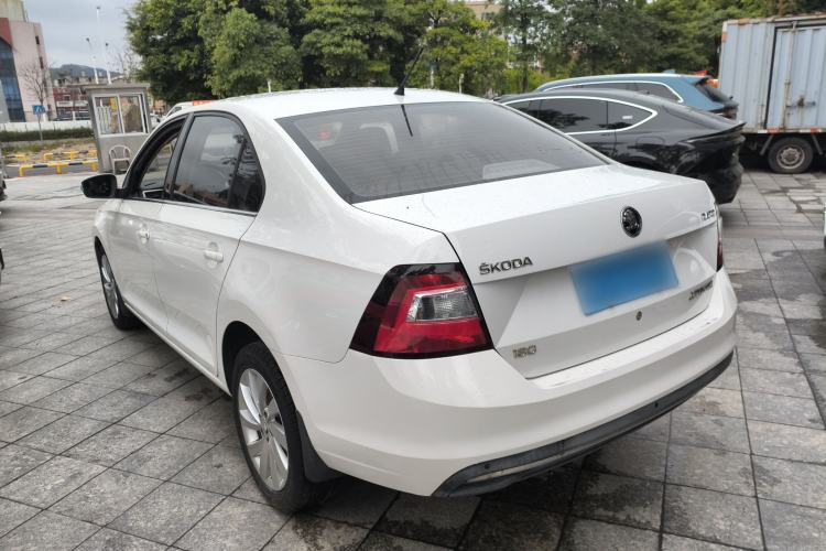 Used Skoda Rapid 2018 1.6L Automatic Comfort Edition