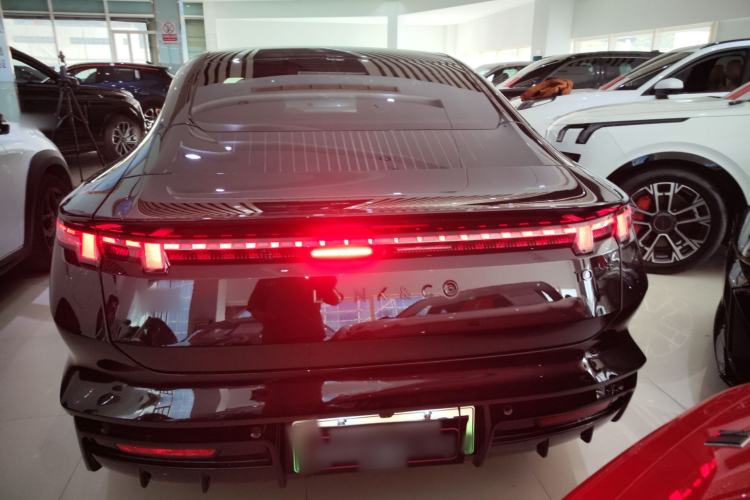 Used Lynk & Co 10 EM-P 2025 Model 120 Four-Wheel Drive Ultra Rear