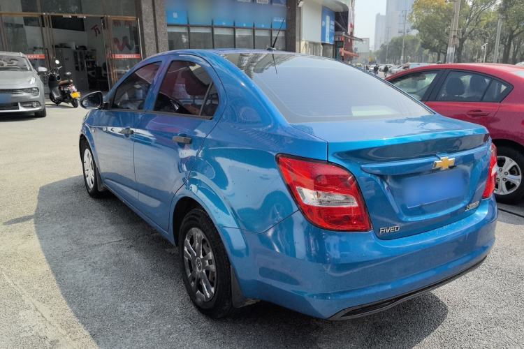 Used Chevrolet Aveo Sonic 2014 Sedan 1.4SL MT Comfort Edition Rear Left 45 Deg