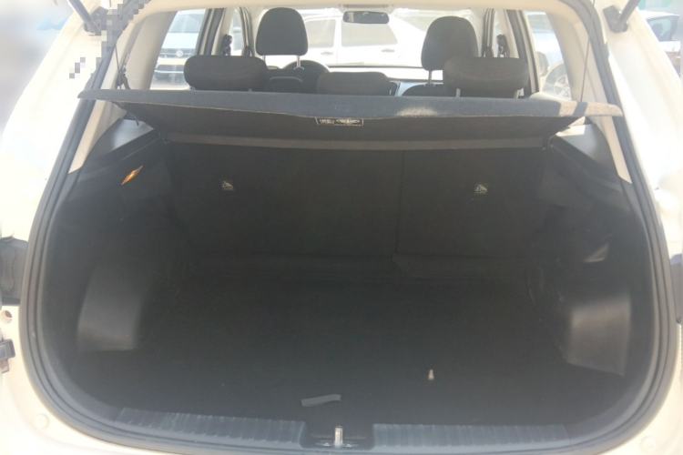 Used FAW Senya R7 2016 1.6L Manual Comfort Model Trunk