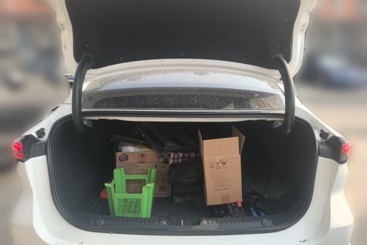 Used Geely Galaxy L6 2023 125km Starship
