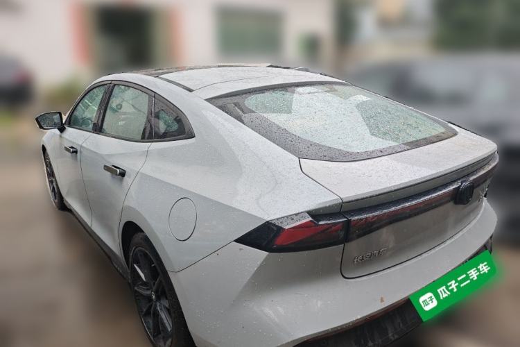 Used CHANGAN UNI-V 2022 1.5T Prestige Version Rear Left 45 Deg