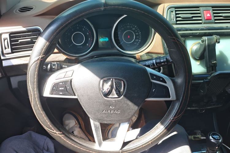 Used BAIC Weiwang S50 2016 1.5T Manual Joyful Premium Edition Steering Wheel
