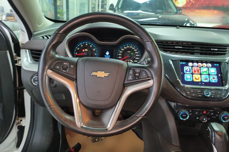 Used Chevrolet Malibu 2016 1.6T Automatic Luxury Edition Steering Wheel