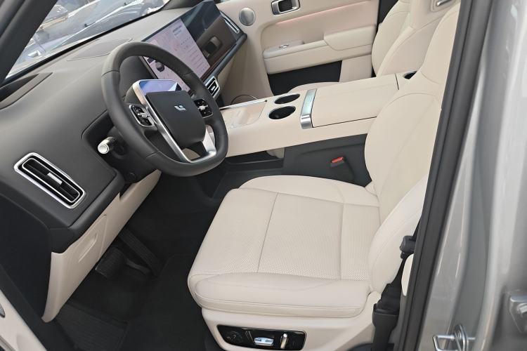 Used Li Auto L8 2025 Max Smart Refresh Edition