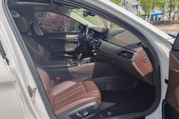 Used BMW 5 Series 2022 Updated 530Li Leading Edition Luxury Package