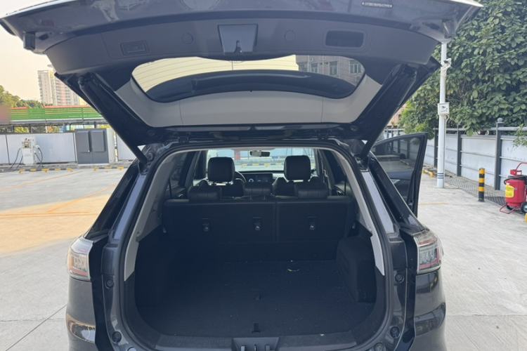 Used Chery Tiggo 8 PLUS 2022 290TGDI DCT Haoting Edition