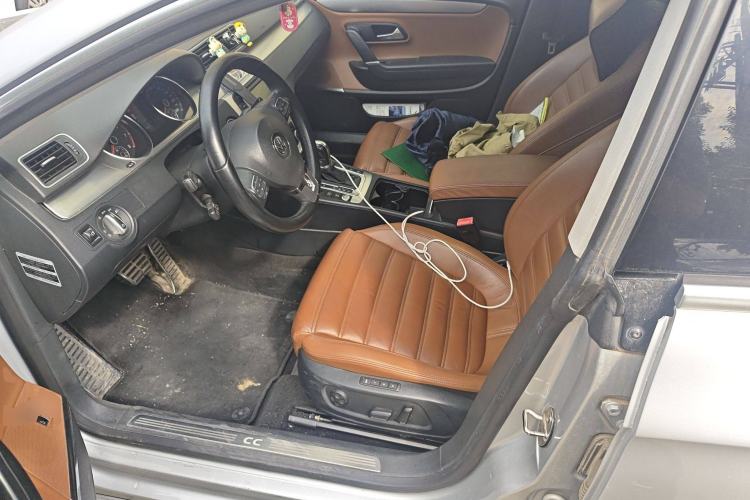 Used Volkswagen FAW-Volkswagen CC 2012 2.0 TSI Luxury Model
