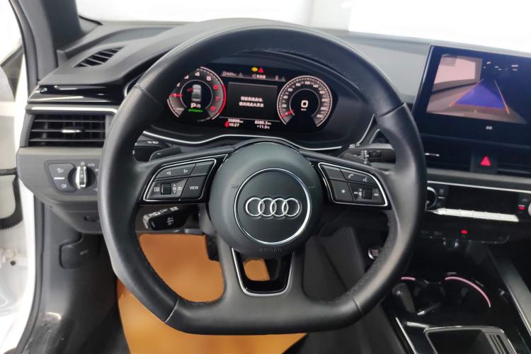 Used Audi A4L 2023 40 TFSI Luxury Dynamic Model
