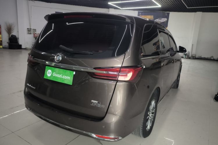 Used Buick GL8 2023 Land Executive Class Comfort Model