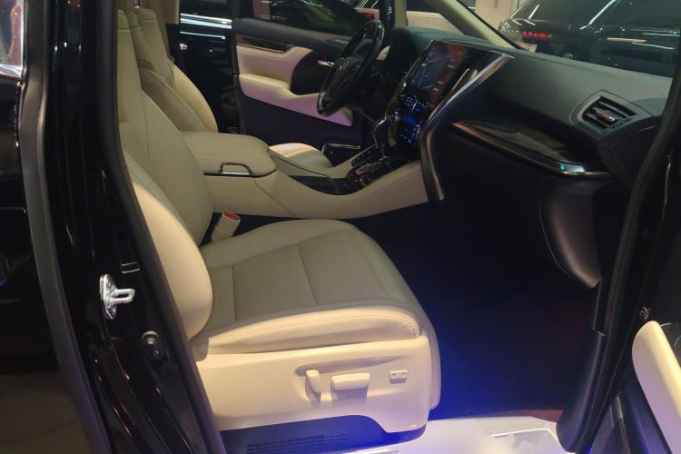 Used Toyota Vellfire 2021 Crown Dual-Engine 2.5L HV Supreme Edition
