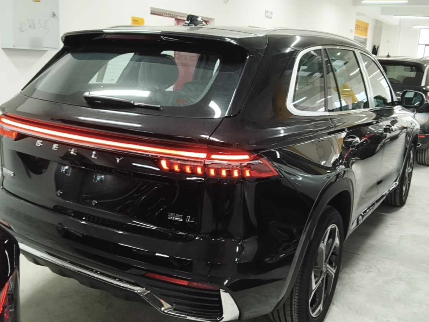 Geely Auto Monjaro L 2026 Model 2.0TD DCT Changfeng Yue Shan Edition — снимка 6