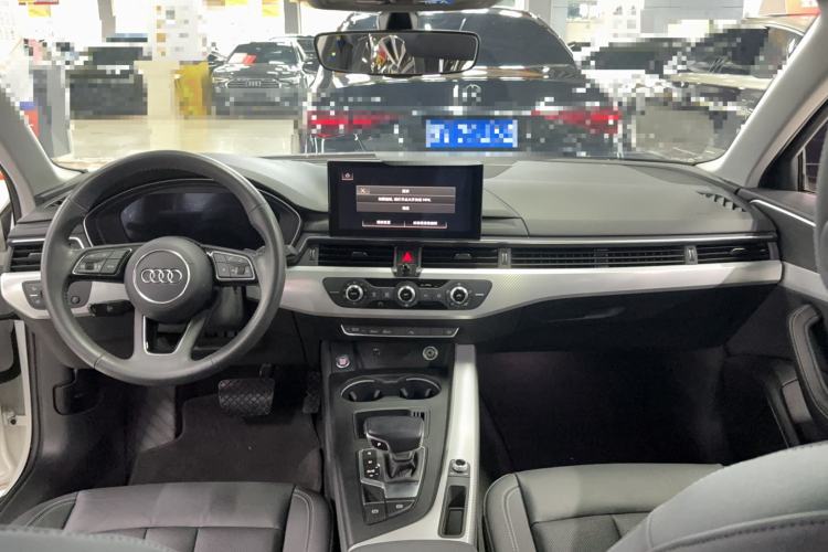 Used Audi A4L 2020 40 TFSI Fashionable and Elegant Model
