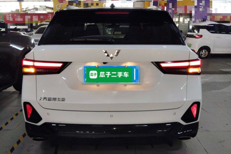 Used Wuling Alvez 2022 1.5T CVT Trendy & Cool Edition Exterior 4