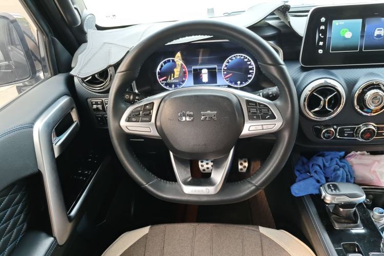 Used BAIC Off-Road BJ40 2023 2.0D Automatic Four-Wheel Drive Blade Hero Edition Adventurer Type Steering Wheel