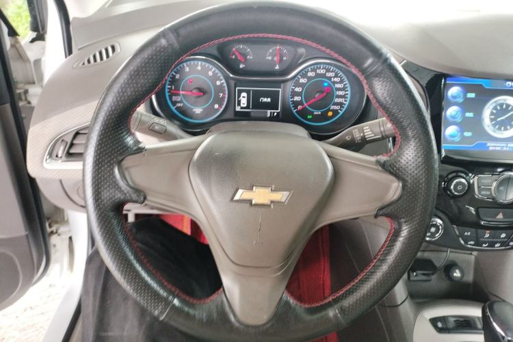 Used Chevrolet Cruze 2016 1.5L Automatic Stylish Sunroof Version
