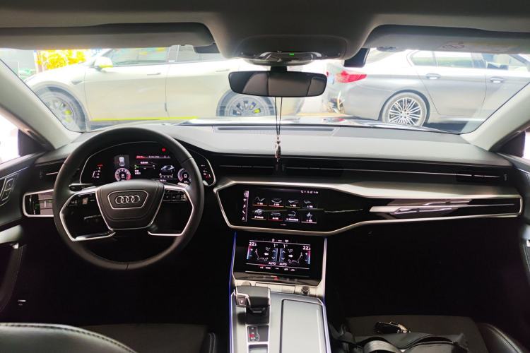 Used Audi A7L 2024 45 TFSI Luxury Edition Center Console