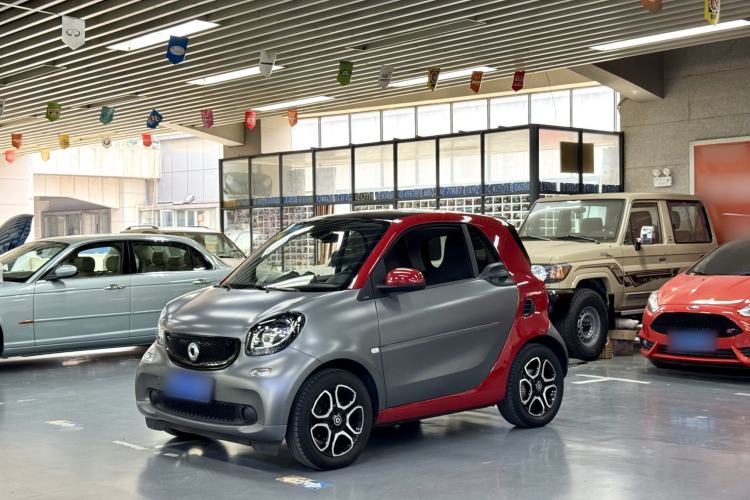 Used smart fortwo 2016 0.9T 66kW Hardtop Pioneer Edition