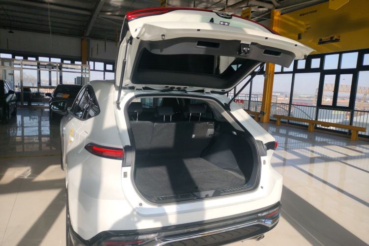 Used Toyota Venza 2023 2.0L CVT Two-Wheel Drive Luxury Edition