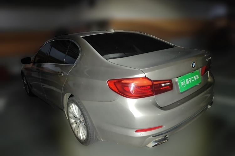 Used BMW 5 Series 2018 525Li Luxury Package Rear Left 45 Deg