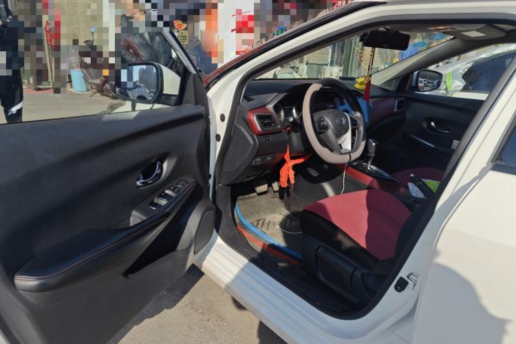 Used Nissan Lannia 2016 1.6L CVT Cool Edition
