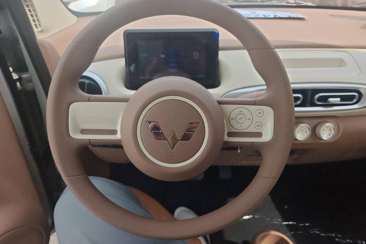 Used Wuling Hongguang MINIEV 2025 Four-Door Version Advanced Edition