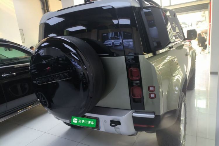 Used Land Rover Defender 2021 90 P400 Classic Reproduction Edition