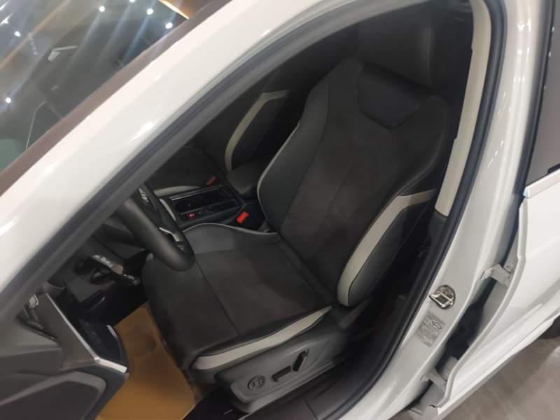 Used Audi Q3 2023 35 TFSI Progressive Dynamic Edition (1.4T) — 14