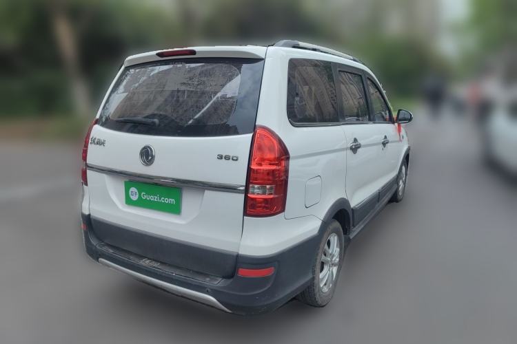 Used Dongfeng Fengon 360 2015 1.5L Manual Luxury 7-Seater China IV Standard
