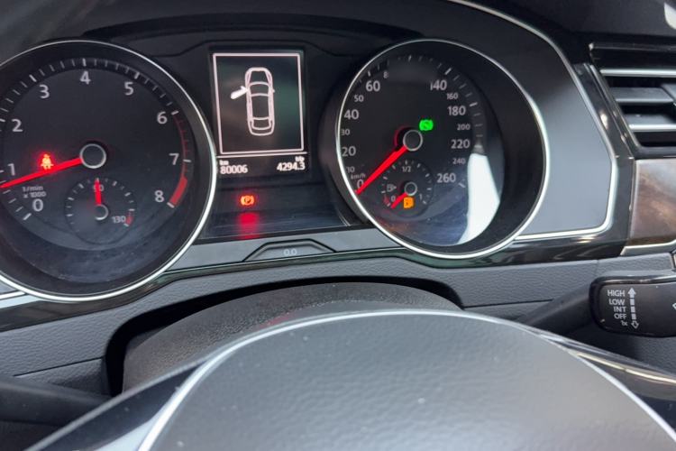 Used Volkswagen Magotan 2019 330TSI DSG Luxury Version China VI Standard Instrument Cluster