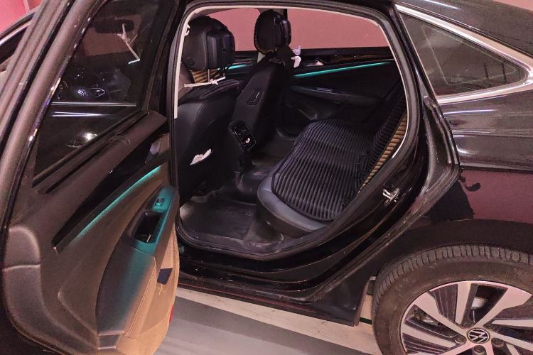 Used Volkswagen Passat New Energy 2023 430 PHEV Hybrid Luxury Edition Left Rear Seat