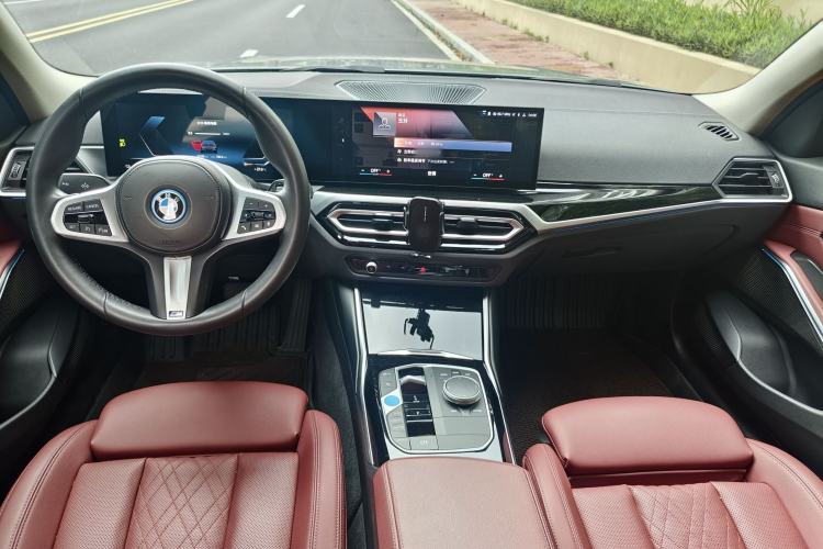 Used BMW i3 2022 eDrive 35 L