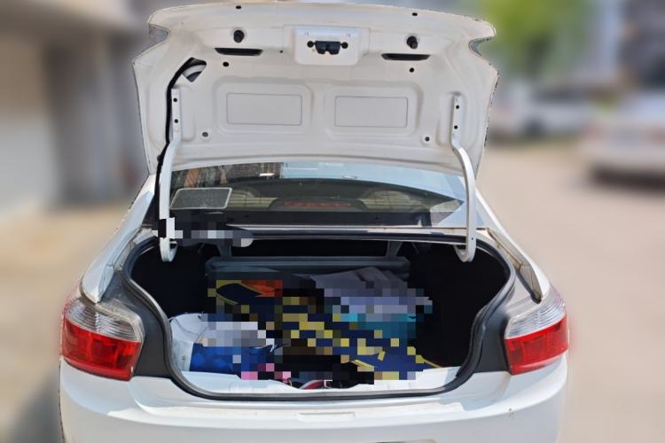 Used Citroen Elysee 2015 Qishang Edition 1.6L Automatic Fashion Model Trunk