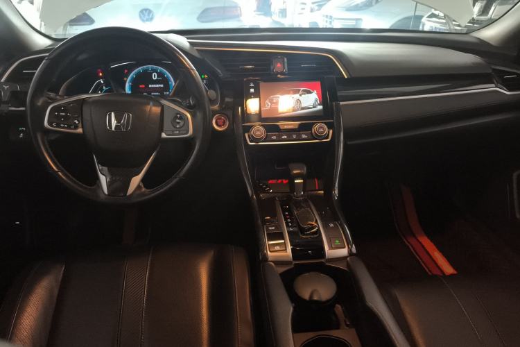 Used Honda Civic 2016 220TURBO CVT Prestige Edition
