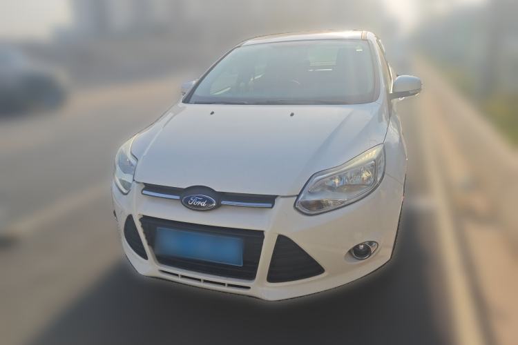 Used Ford Focus 2012 Sedan 1.6L Automatic Fashion Edition
