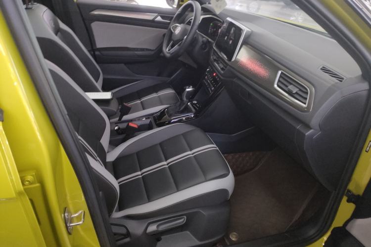 Used Volkswagen T-ROC 2023 300TSI DSG Two-Wheel Drive Starlight Edition Right Front Seat