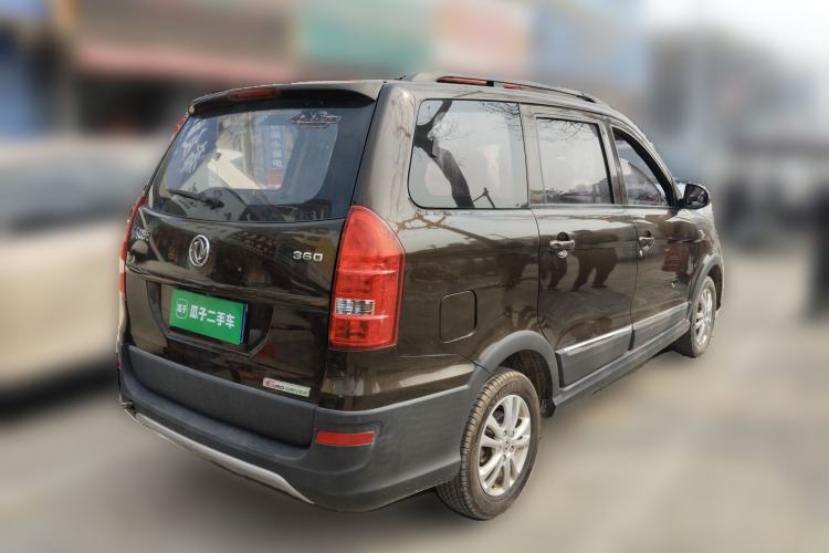 Used Dongfeng Fengon 360 2015 1.5L Manual Comfort II 7-Seater