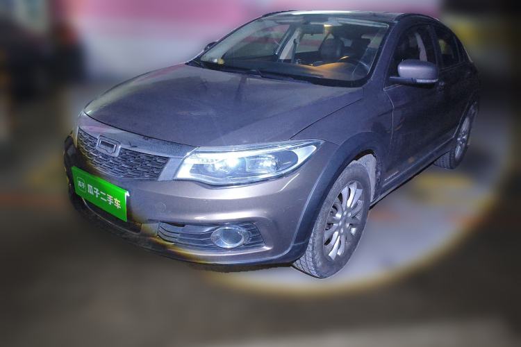 Used Qoros 3 2016 Urban SUV 1.6T Automatic Zhiyue Model