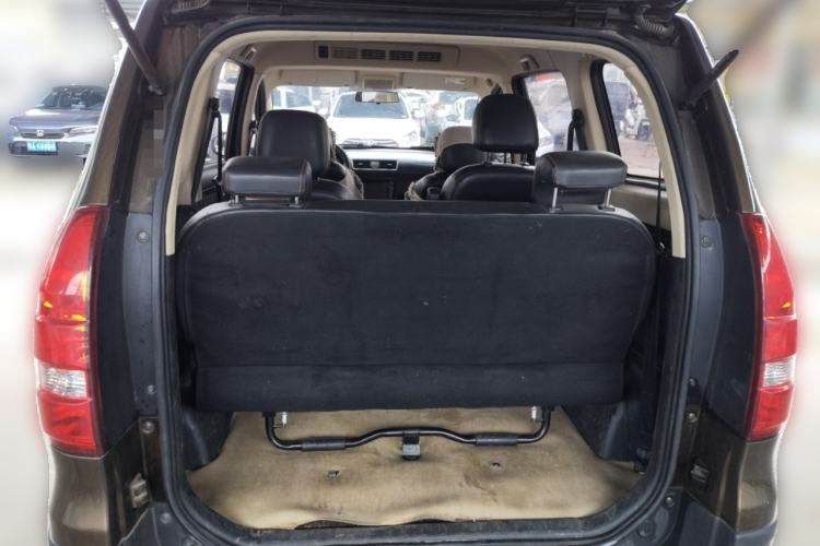 Used Dongfeng Fengon 360 2015 1.5L Manual Luxury 7-Seater China IV Standard Trunk